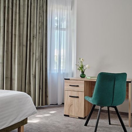 Palac Potockich W Bedlewie Bedlewo Экстерьер фото