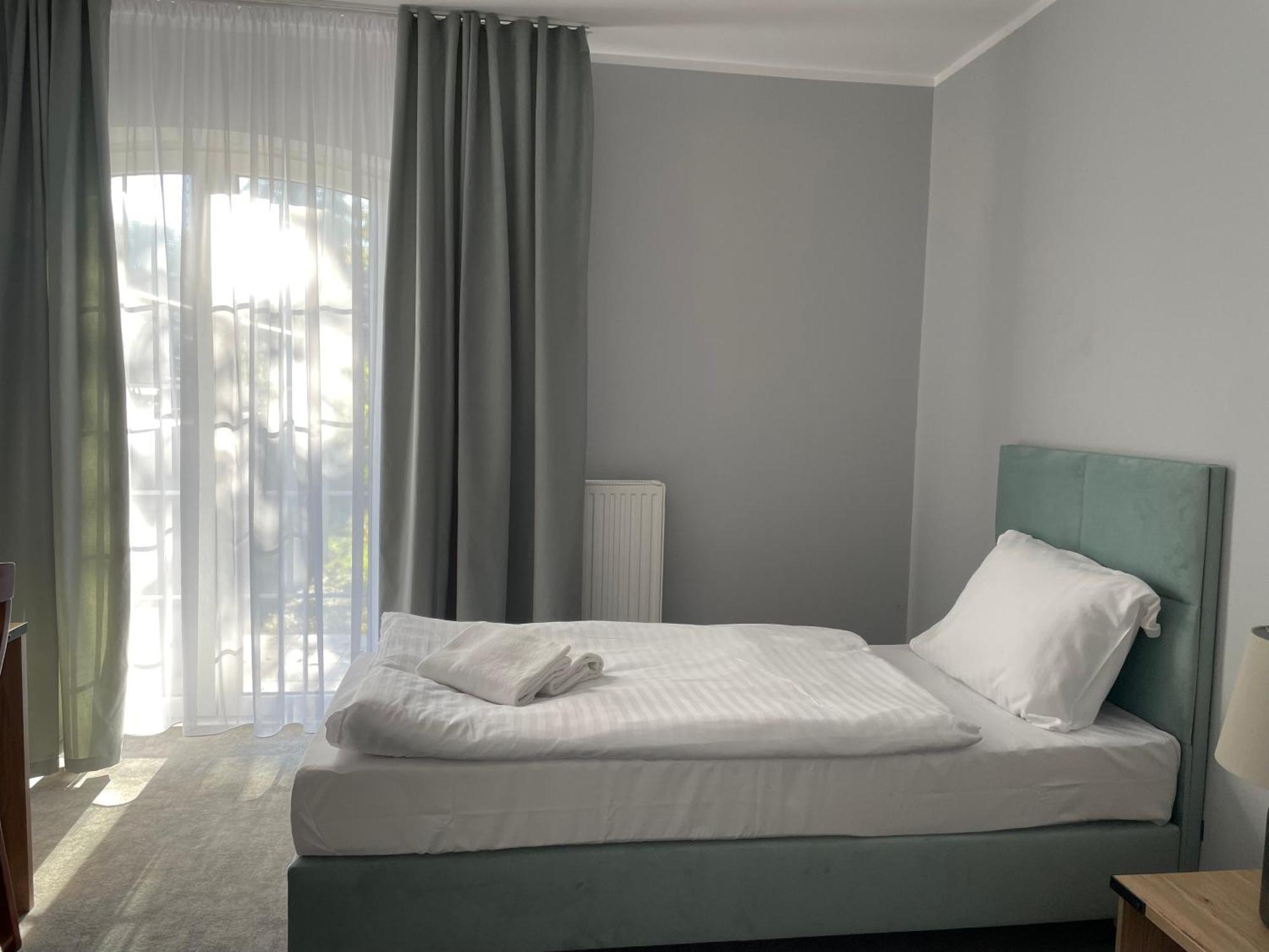 Palac Potockich W Bedlewie Bedlewo Экстерьер фото
